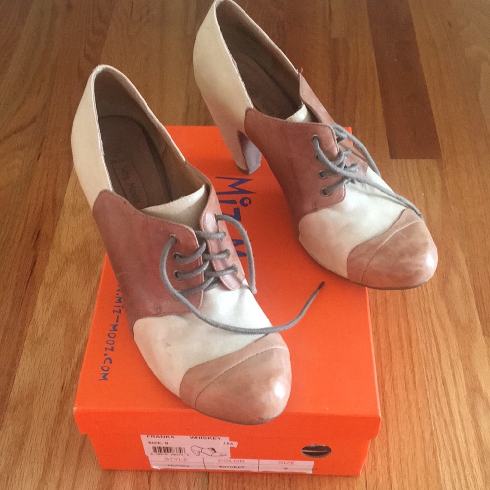 Miz Mooz Franka Whiskey colored saddle shoes